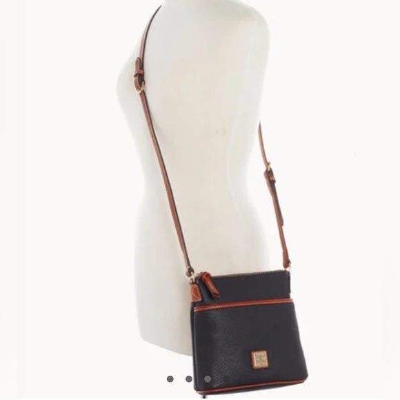 Dooney & Bourke Black Pebbled Leather Crossbody Bag Wide Black & Tan Purse - Picture 1 of 15